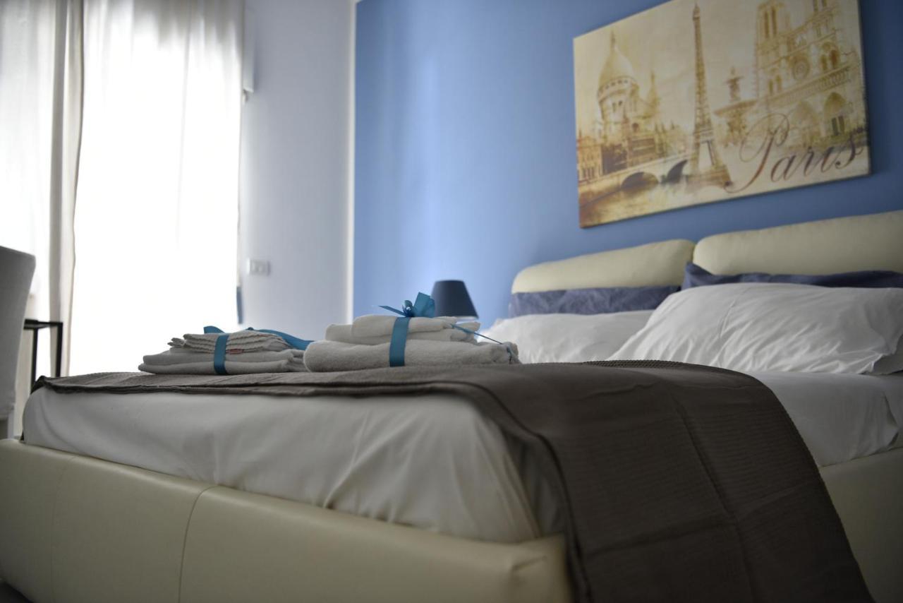 B&B Brothers Suite Vomero เนเปิลส์ ภายนอก รูปภาพ